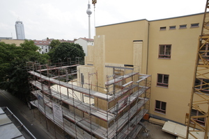  Schneller Baufortschritt – die Beobachter konnten dem dreigeschossigen Gebäude beim „wachsen“ zusehenFotos (3): Matthias Broneske 