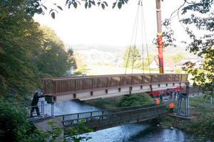  Die neue Brücke über die Agger hat ein eingebautes Monitoring-System, das bei Schäden sofort Alarm schlägt⇥Foto: Progeo 