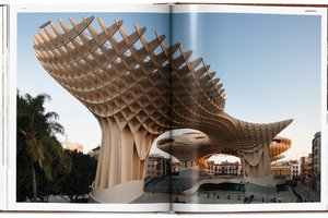  Einblick in das Buch "100 Contemporary Wood Buildings": der Metropol Parasol in Sevilla, geplant von Jürgen Mayer H. 