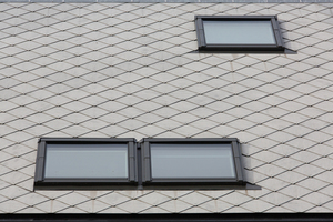  Das Z-Wave-System der Dachfenster dieses Passivhauses kann auch mit Smartphone oder Touchpad gesteuert werden Fotos: Fakro 