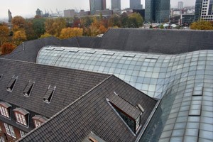  Dachlandschaft des Hamburg-Museums mit unterschiedlichen Dacharten und DachneigungenFotos: Krolkiewicz / FOS 
